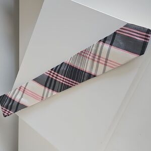 JOHN HARDY Plaid Pink, White, and Black Silk Tie Contemporary Style